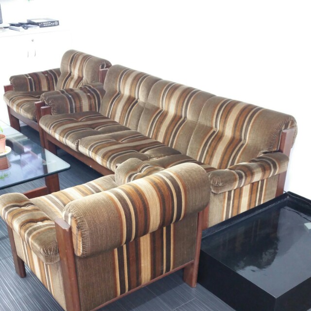 Vintage Sofa For Furniture Sofas On Carou Furniture Sofas On Carou