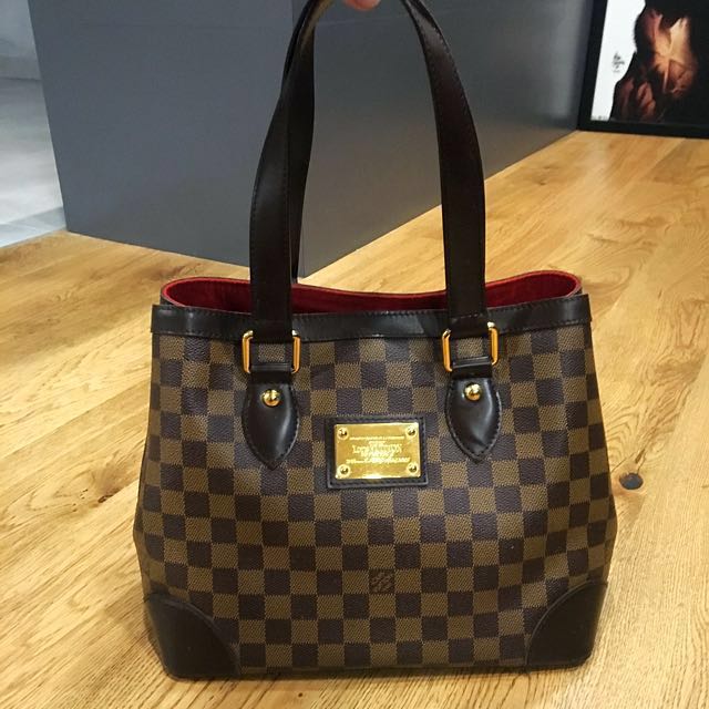 LOUIS VUITTON DAMIER HAMPSTEAD PM SIZE., Luxury, Bags & Wallets on Carousell