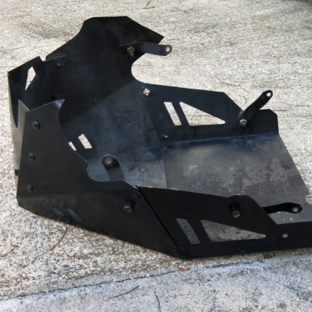 Bajaj pulsar belly clearance pan