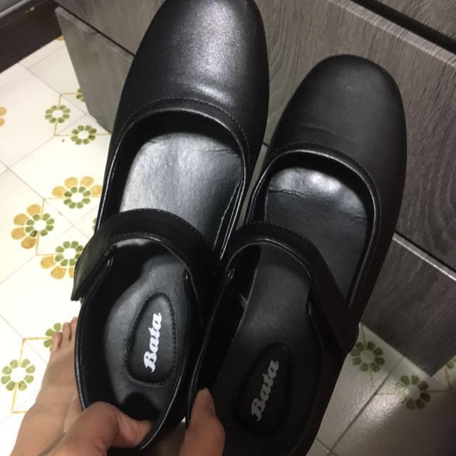 bata mary jane shoes