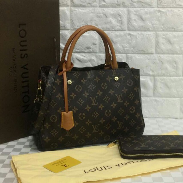 Lv Montaigne Purse Single Zip 41056 60017 Ready Stock Grade Aaa Lv Montaigne Purse Single Zip 41056 60017 Ready Stock Grade Aaa Material Pu Set With Women S Fashion Bags Wallets On Carou
