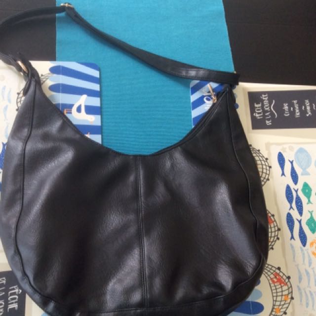Macy's patent hotsell leather handbags