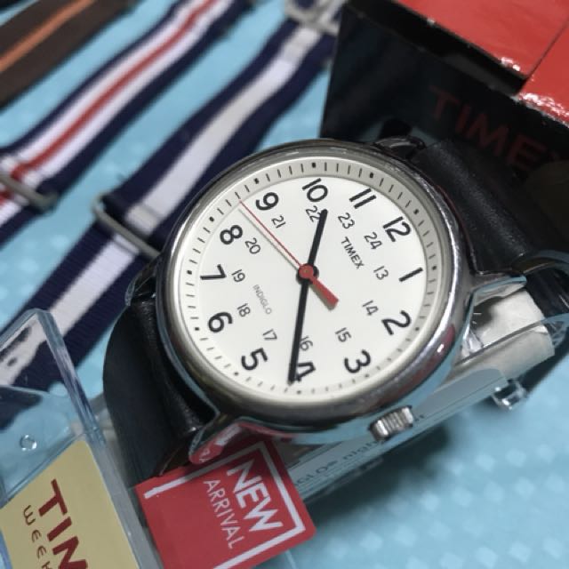 Timex weekender white dial hot sale