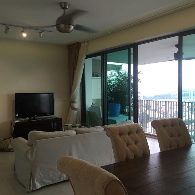 (Category: ) located in . Submitted by cherier (Listing ID 133706082, Image 1). Description: .