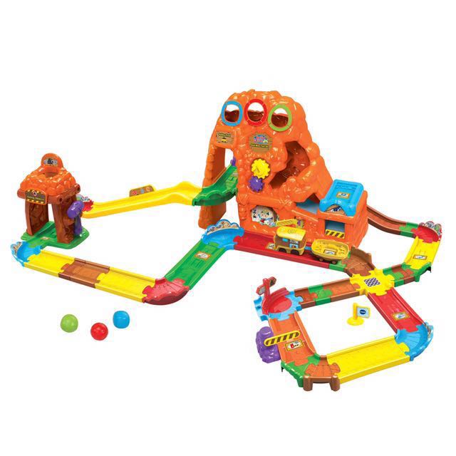 Vtech toot toot Goldmine Train Set