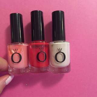 (Category: ) located in . Submitted by fashionistania (Listing ID 133883343, Image 1). Description: .
