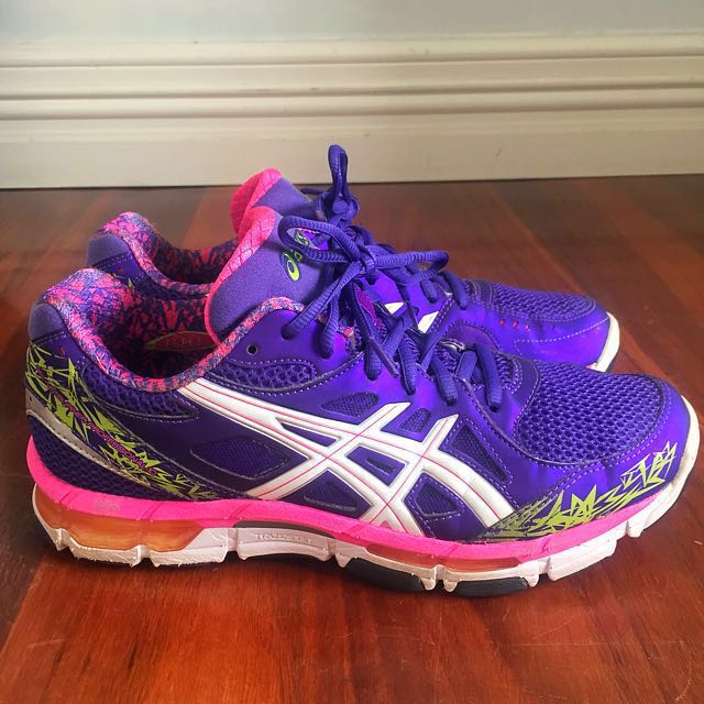 purple asics netball shoes
