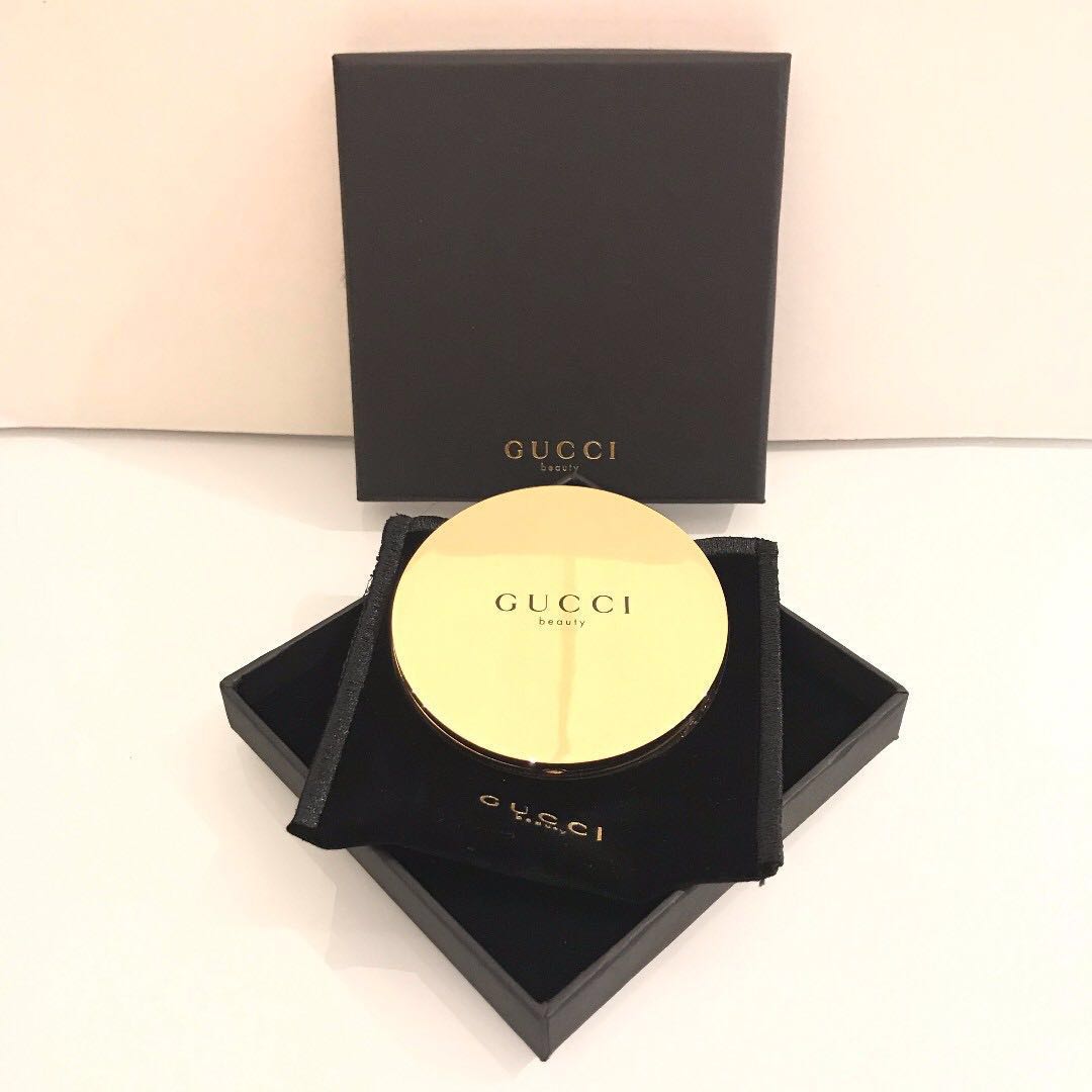 Gucci Floral Beauty Dual Sided Compact Mirror Women S Fashion Accessories On Carousell Continue to ebay brighton ma usa $34.99 usd authenitc gucci compact mirror guccissima pocket rare. gucci floral beauty dual sided compact mirror
