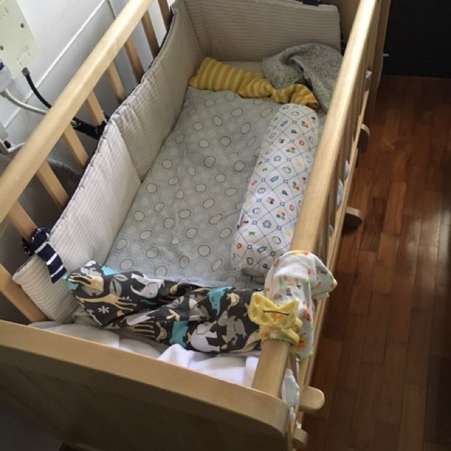 mothercare gliding crib