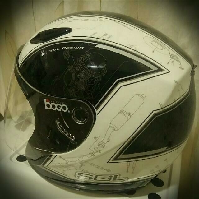 SOL DOT 17S Helmet, Motorcycles 