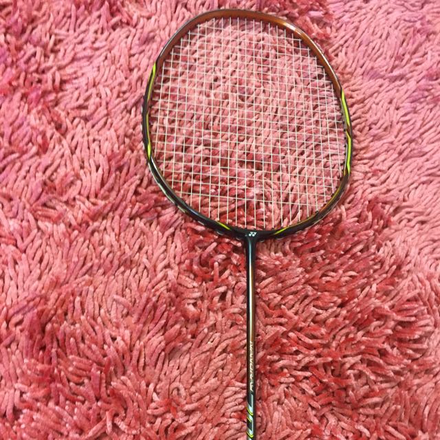 Yonex Racket Nanoray 700rp Ori, Men's Fashion, Activewear on Carousell