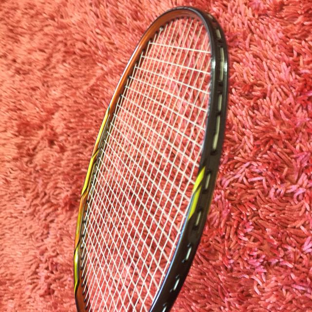 Yonex Racket Nanoray 700rp Ori, Men's Fashion, Activewear on Carousell