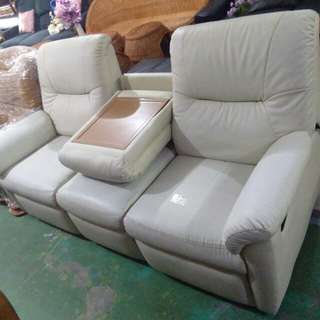 3 seater leather white lazy boy sofa