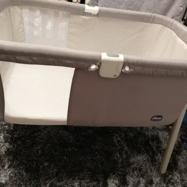 chicco lullago crib grey