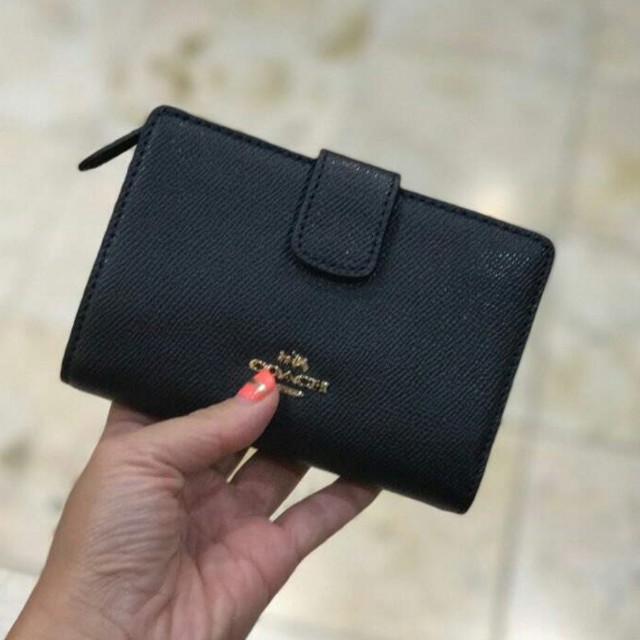 Small black coach wallet new arrivals