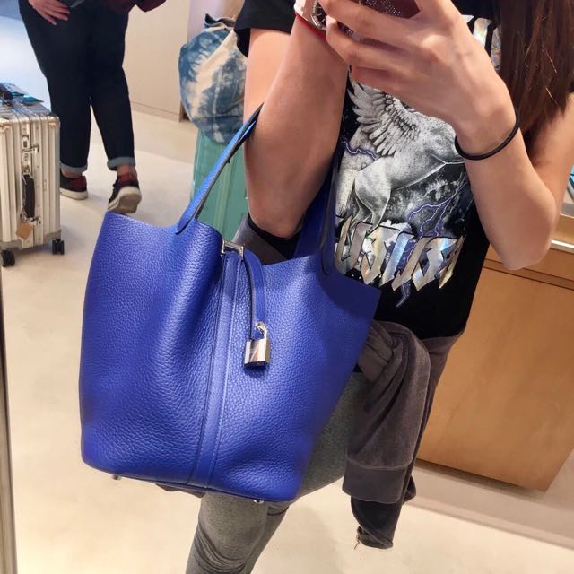 剛十月買入Hermes Picotin 22 7T blue electrique 電光藍 Clemence A年 ...