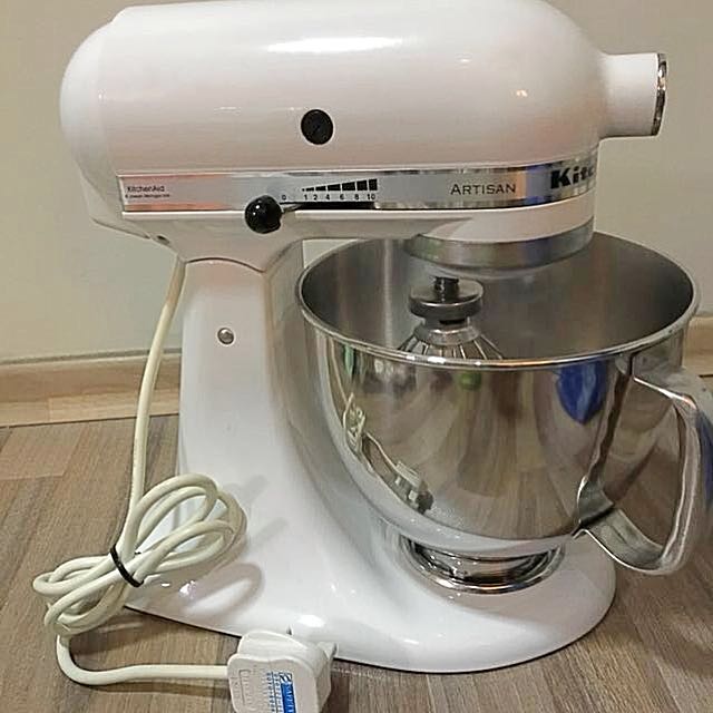kitchen aid artisan white