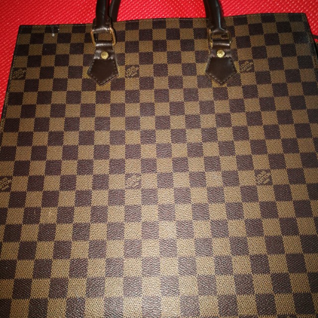 tr2117 louis vuitton