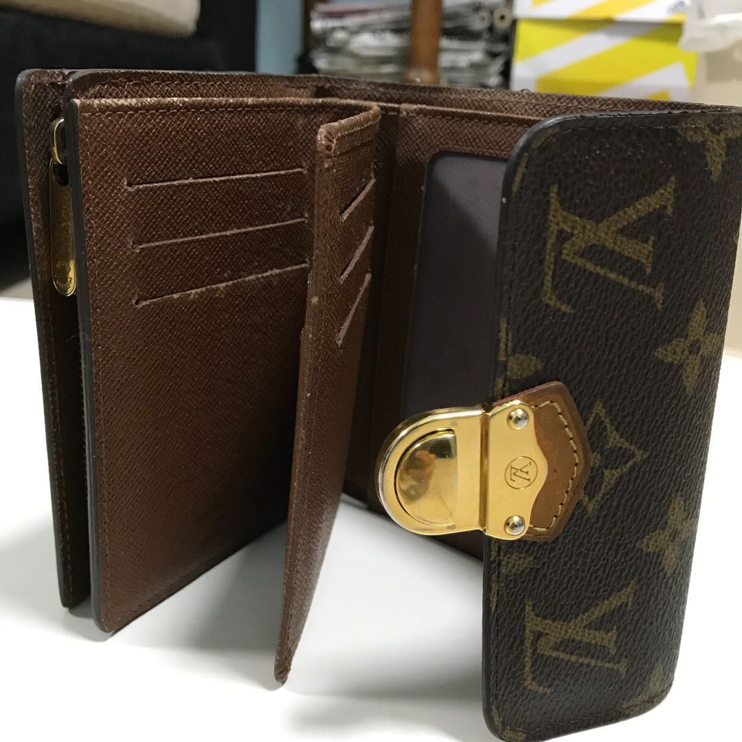 Louis Vuitton Monogram Joey Wallet ○ Labellov ○ Buy and Sell