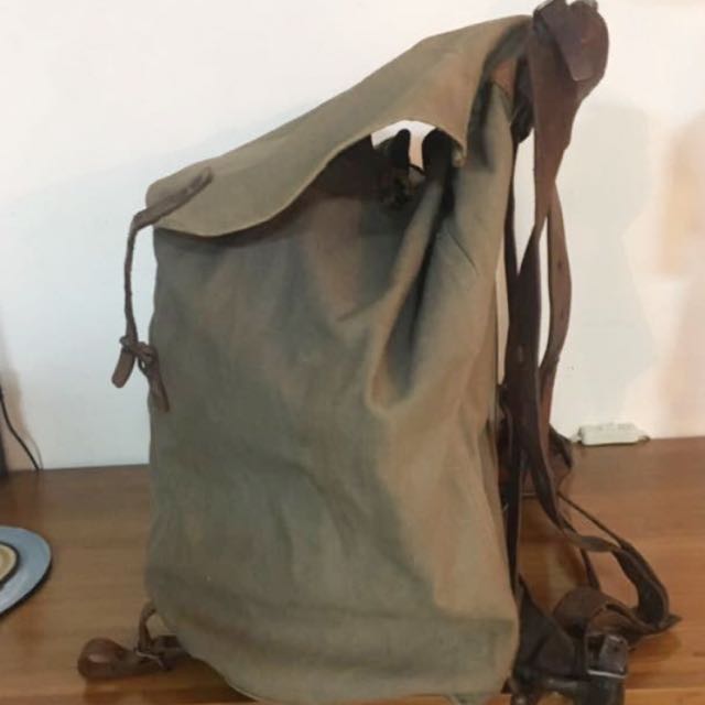 Original 1940s Swiss Army Canvas Rucksack Backpack, Hobbies & Toys