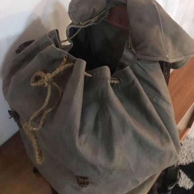 Original 1940s Swiss Army Canvas Rucksack Backpack, Hobbies & Toys