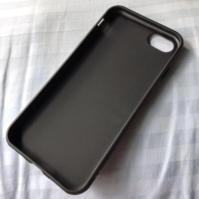 Supreme NY Metrocard iPhone 7/8 mobile case (Category: Other Mobile & Gadget Accessories) located in Singapore. Submitted by bulldog2572 (Listing ID 134025088, Image 2). Description: .