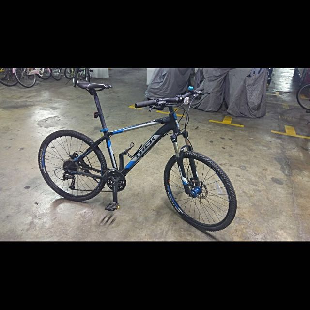 Trek outlet 4300 hybrid