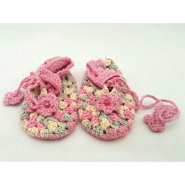 Baby Girl Shoes Sepatu Bayi Perempuan Rajutan Bayi Anak Baju Bayi Di Carousell