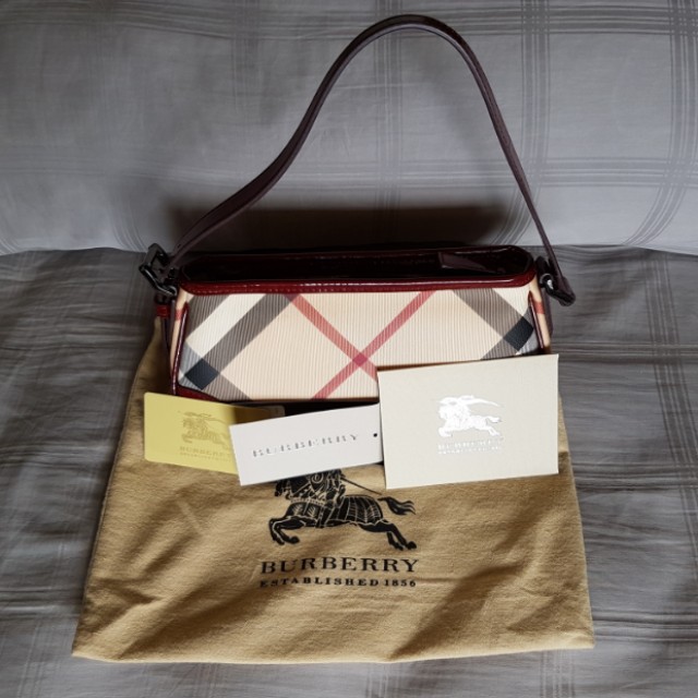 burberry small sling bag