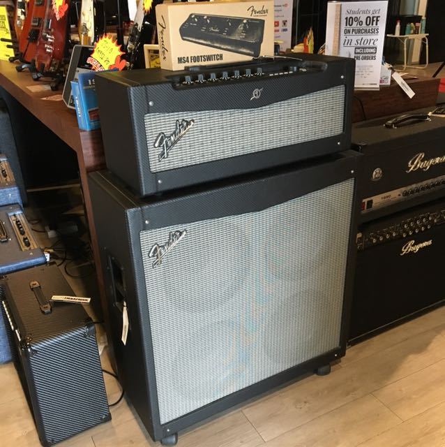 Fender mustang store v amp