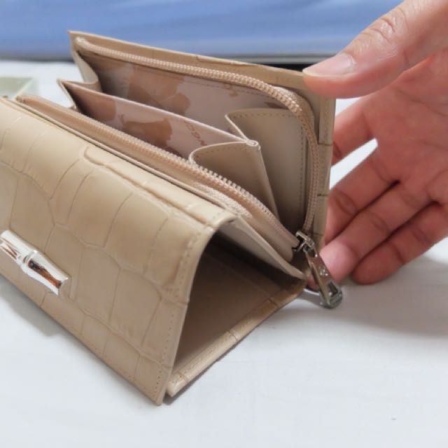 longchamp roseau wallet