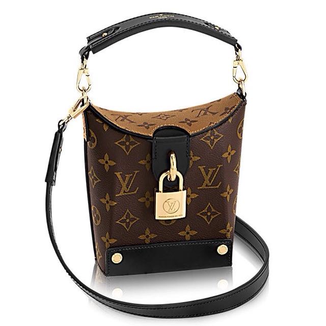 Runway limited edition LV LOUIS VUITTON BENTO BOX BAG EW lv bag, Luxury,  Bags & Wallets on Carousell