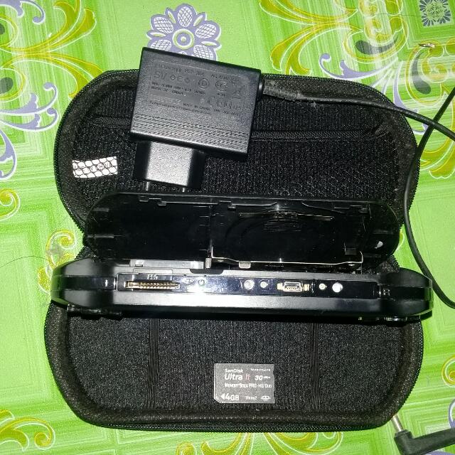 PSP E1004, Video Gaming, Video Game Consoles, PlayStation on Carousell
