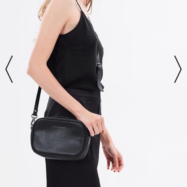 status anxiety plunder bolsa black