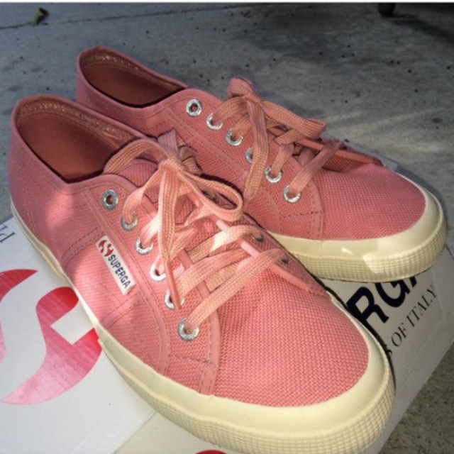 dusty pink superga