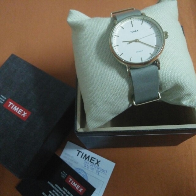 Timex women s TW2P98500 Green Leather Quartz Fashion Watch