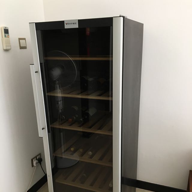 Vintec ALV150SG2E Allure Series wine fridge, TV & Home Appliances