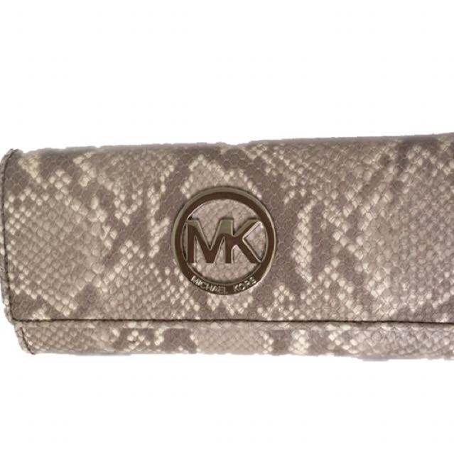 Snakeskin michael hotsell kors wallet