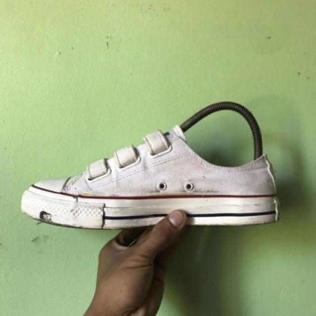 Converse velcro 2025 size 1