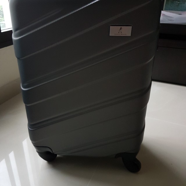 Johnnie Walker Cabin Luggage, Men's Fashion, Bags, Briefcases on Carousell
