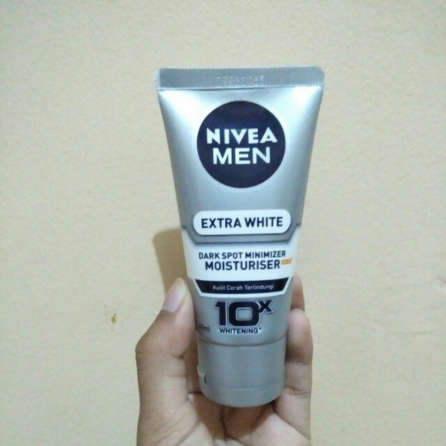 nivea men extra white moisturizer