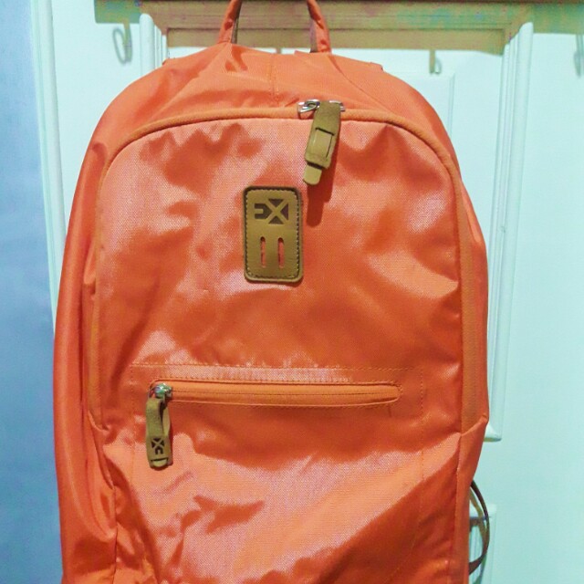 PRELOVED Tas Exsport Laptop, Fesyen Wanita, Tas & Dompet di Carousell