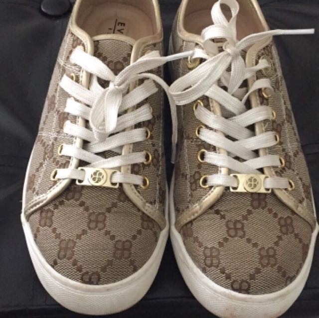 Sepatu Everbest Original Fesyen Wanita Sepatu Di Carousell