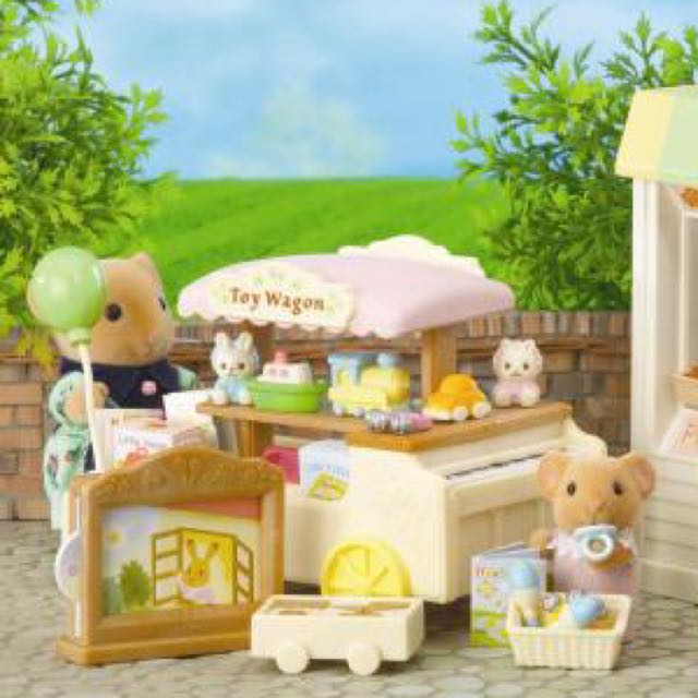 sylvanian families toy wagon