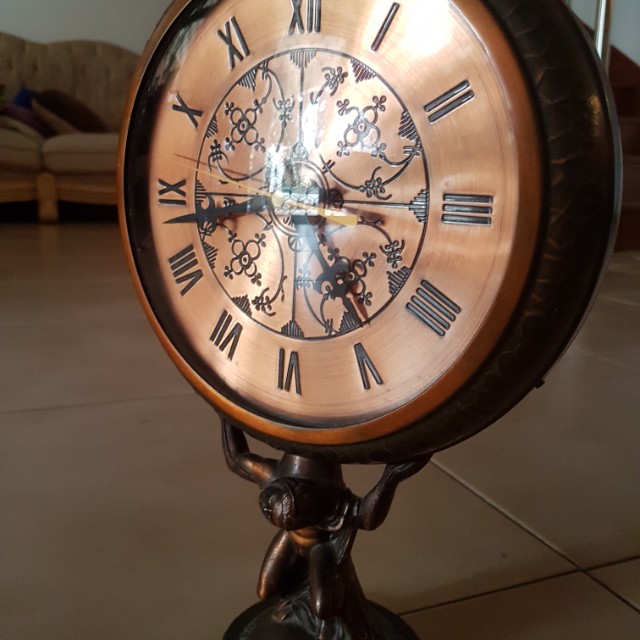 Vintage Atlas Clock, Hobbies & Toys, Memorabilia & Collectibles