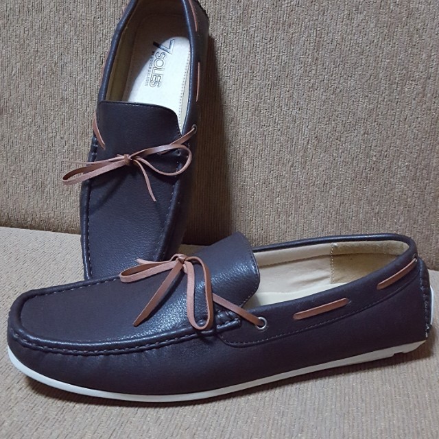 World Balance TOPSIDER or LOAFER size 