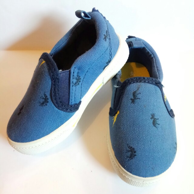 Carters Carter S Original Shoes Slip On Flexi Sole Sepatu Keds Anak Bayi 22 1 Tahun Flexi Sole Nyaman Babies Kids Boys Apparel On Carousell
