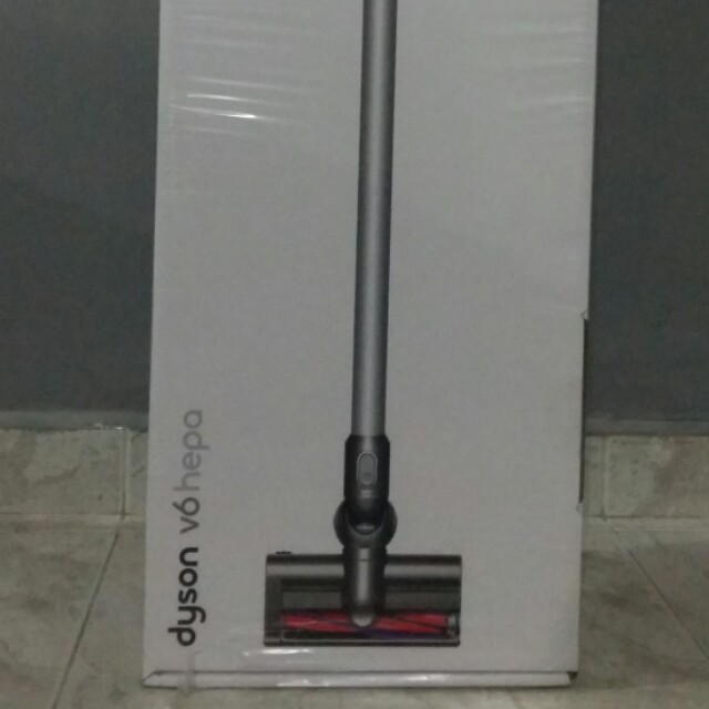 Dyson V6 Vacuum Cleaner, TV & Home Appliances, Vacuum Cleaner