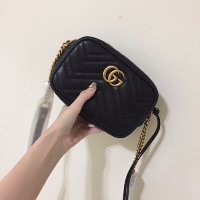 Gucci 馬夢marmont Matelasse Mini Bag 相機包斜背包小方包 名牌精品 精品包包在旋轉拍賣 Gucci 馬夢marmont Matelasse Mini Bag 相機包斜背包小方包 名牌精品 精品包包在旋轉拍賣