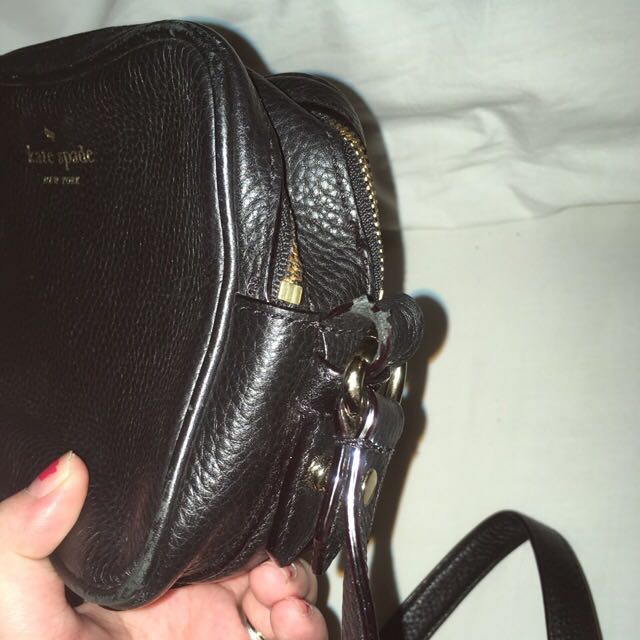 Kate Spade New York Mulberry St. Pyper Crossbody Bag Women s Fashion Bags Wallets Cross body Bags on Carousell